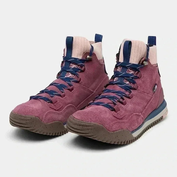 The North Face NEW Women's Back-To-Berkeley III Sport Waterproof Boots Size 7 - Picture 1 of 13